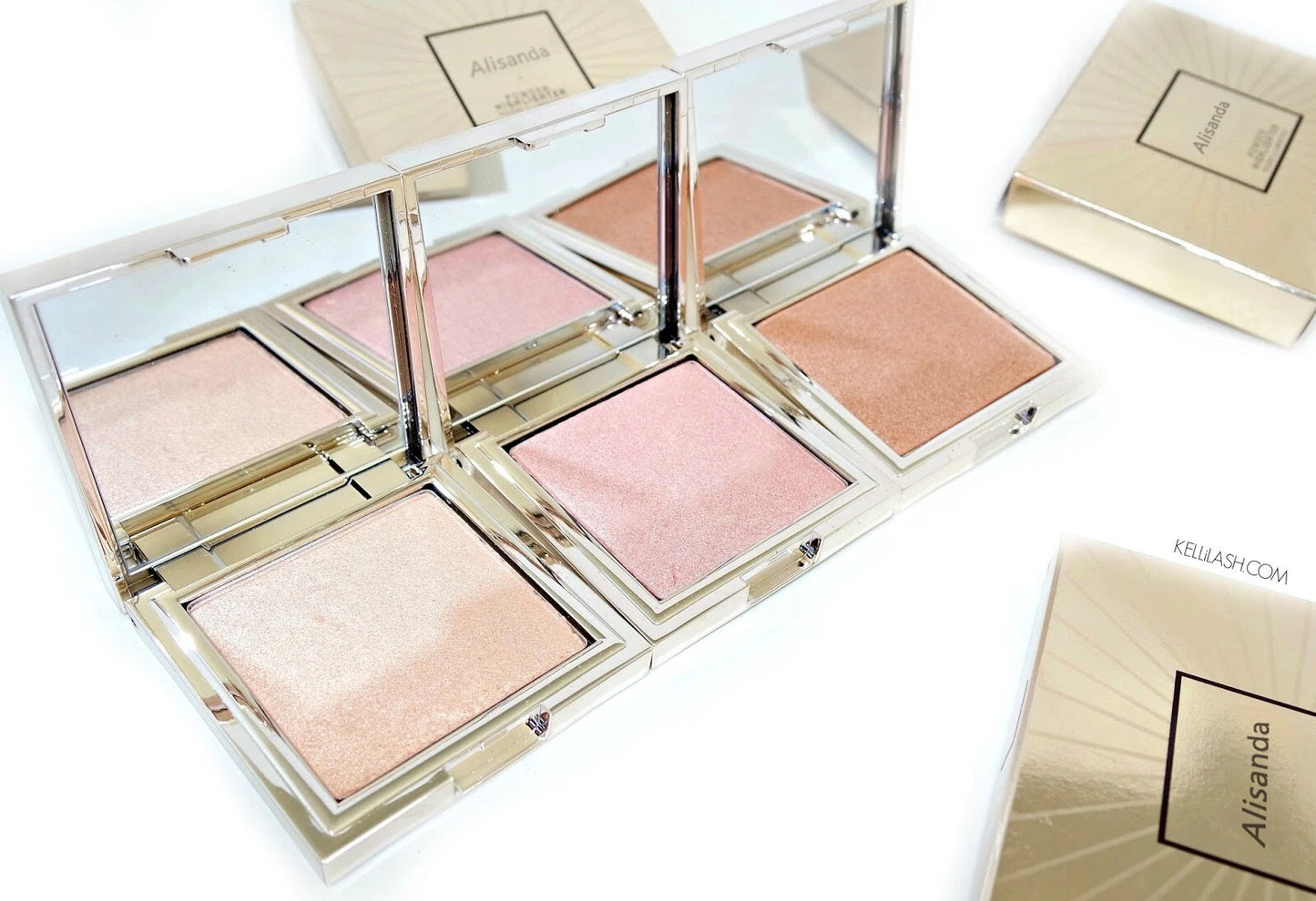 ✨Radiant Glow Highlighter Powder