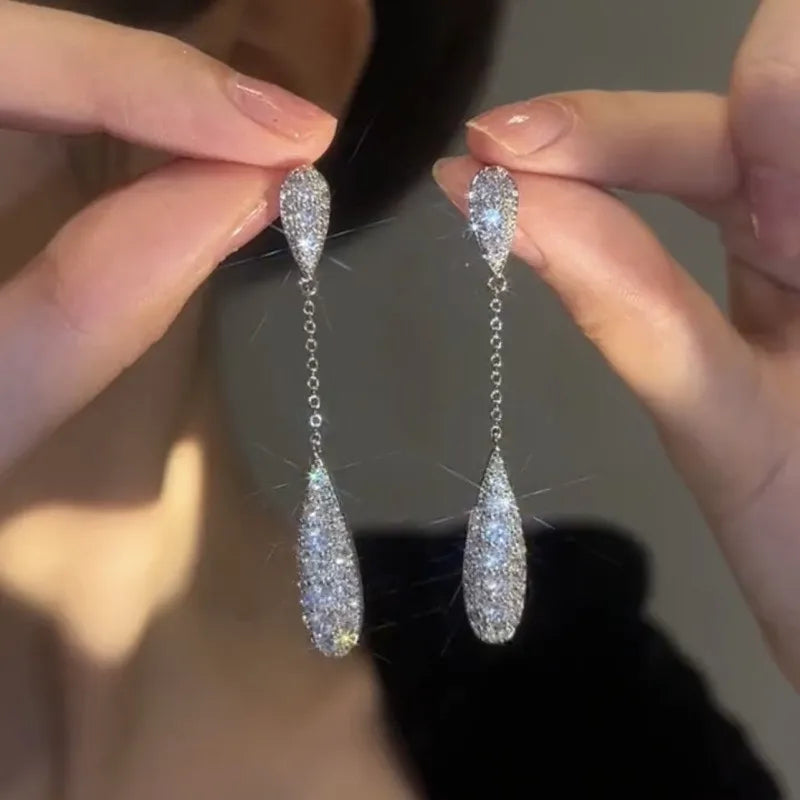 【BIG SALE】Women's Fashionable Zircon Ball Pendant Earrings
